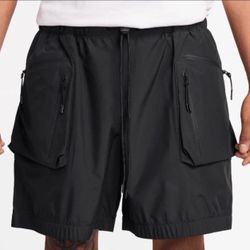 Nike Tech Super Lightweight Cargo Shorts Black HJ2946-010 Men’s Size Medium NWT