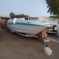  1993 Bayliner Party Deck Boat