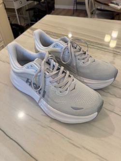 Hoka Bondi 9, Silver, Men’s 12.