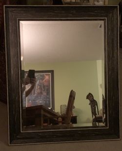 Mirror 291/4” wide x 351/4 “ tall