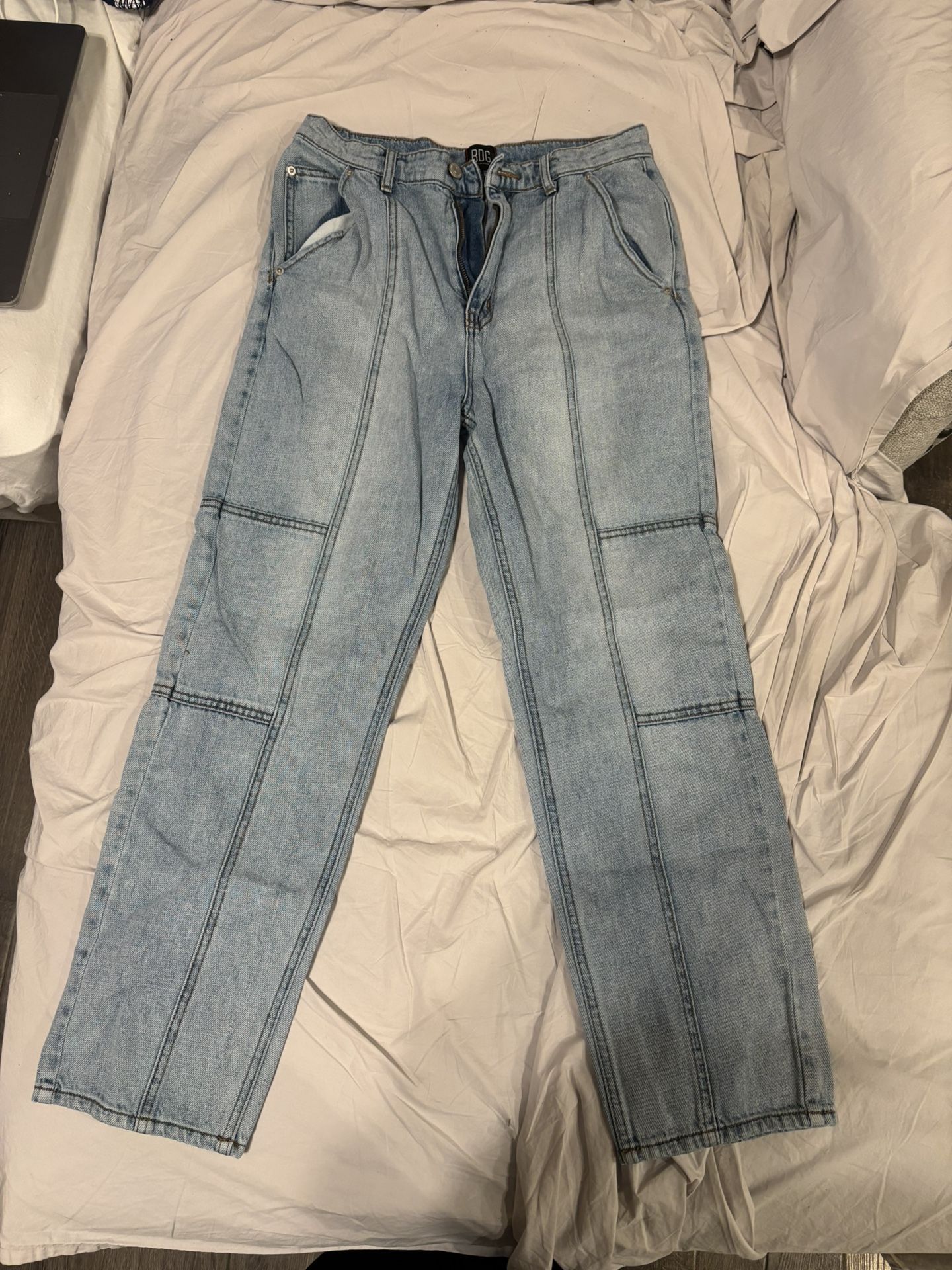BDG Straight Leg Jeans Size 28