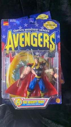 ToyBiz Avengers The Mighty Thor Action Figure