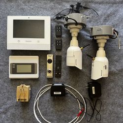 Honeywell HOME SECURITY SYSTEM Bundle