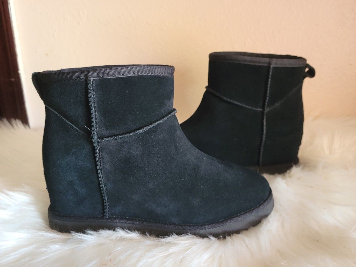 UGG Classic Femme Mini Wedge Bootie 6