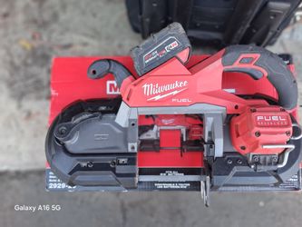 Milwaukee fuel deep cut band saw