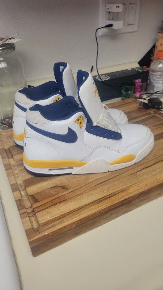 Nike Air Flights