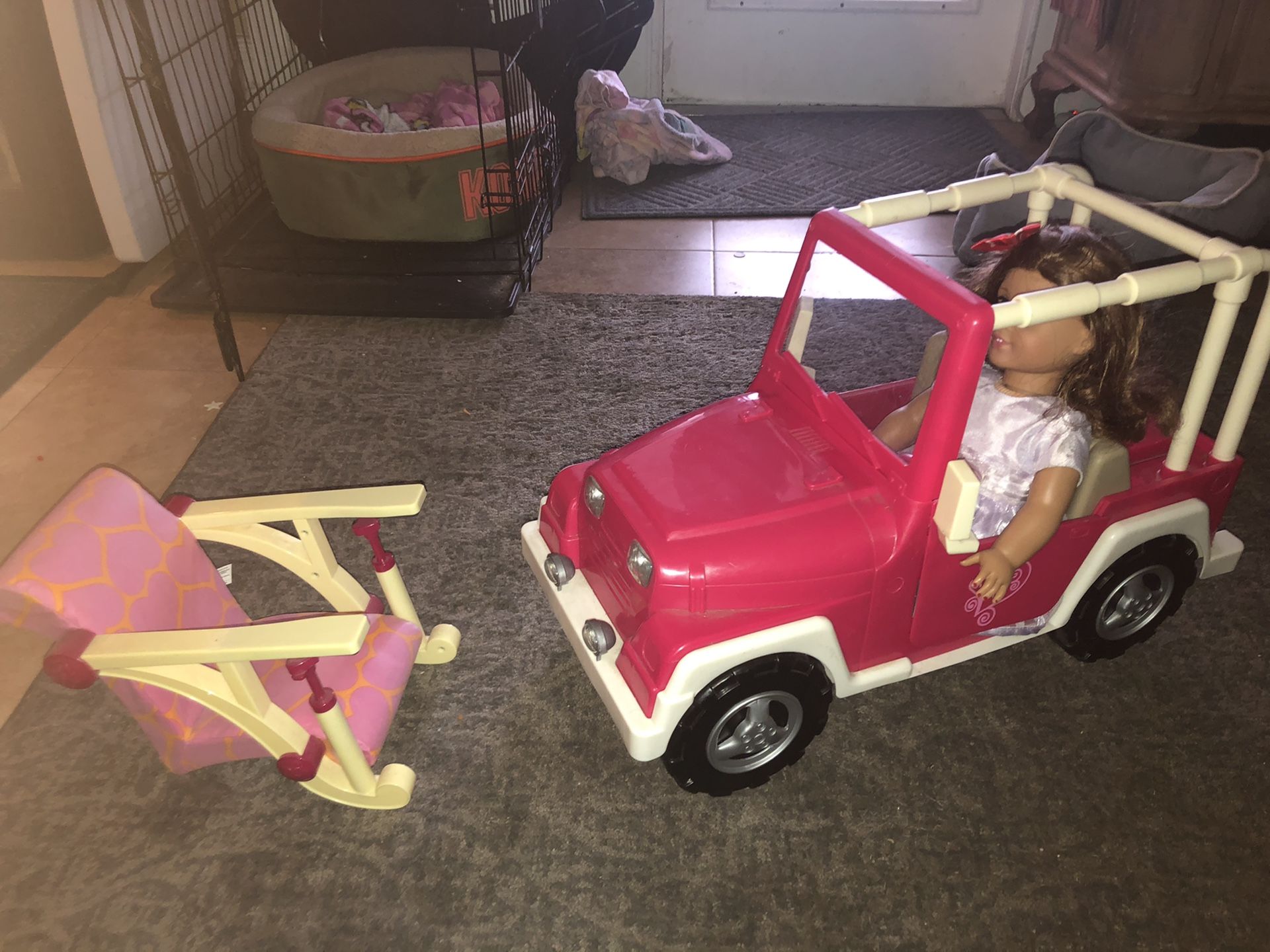 Americans girl and accessories:Jeep, kitchen, refrigerator and ice cream polar.