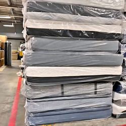 Queen mattress and box spring