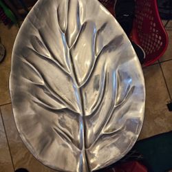 Cast Aluminum Leaf- BRAND NEW