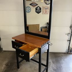 Barber / Salon Station / Vanity