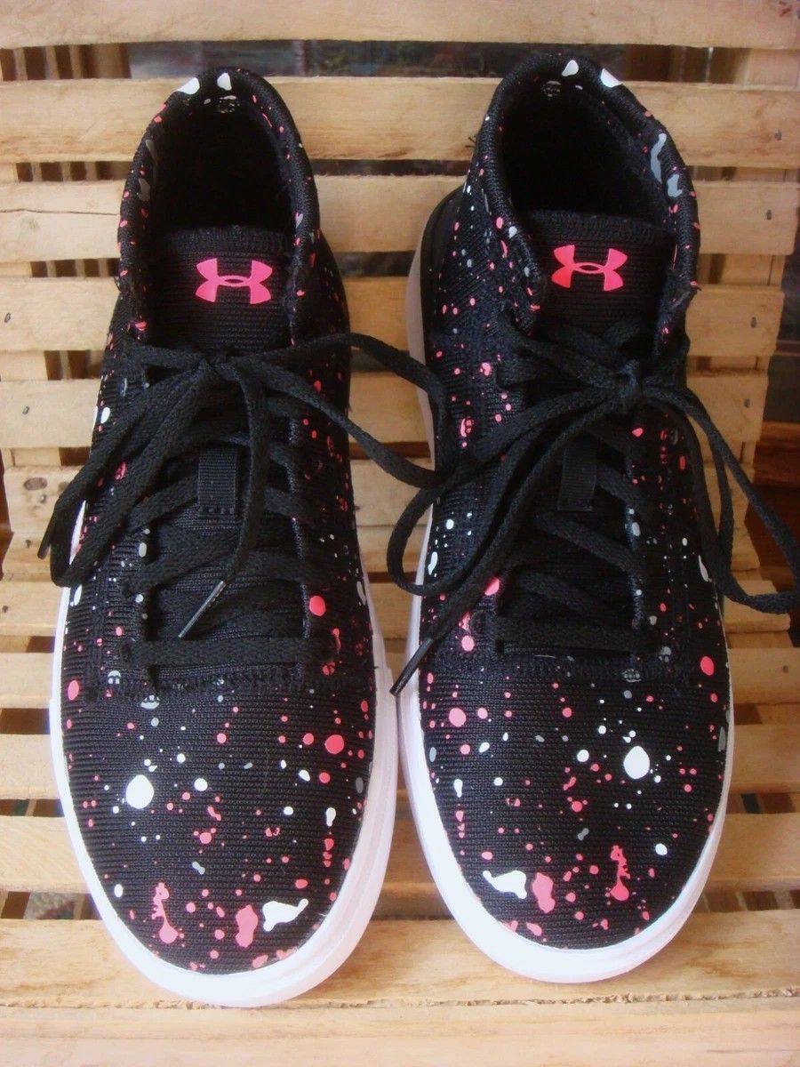 UNDER ARMOUR FASHION HIGH TOP SNEAKERS BLACK PAINT SPLATTER LOOK ~YOUTH Size 5.5 Shoes Boys Girls