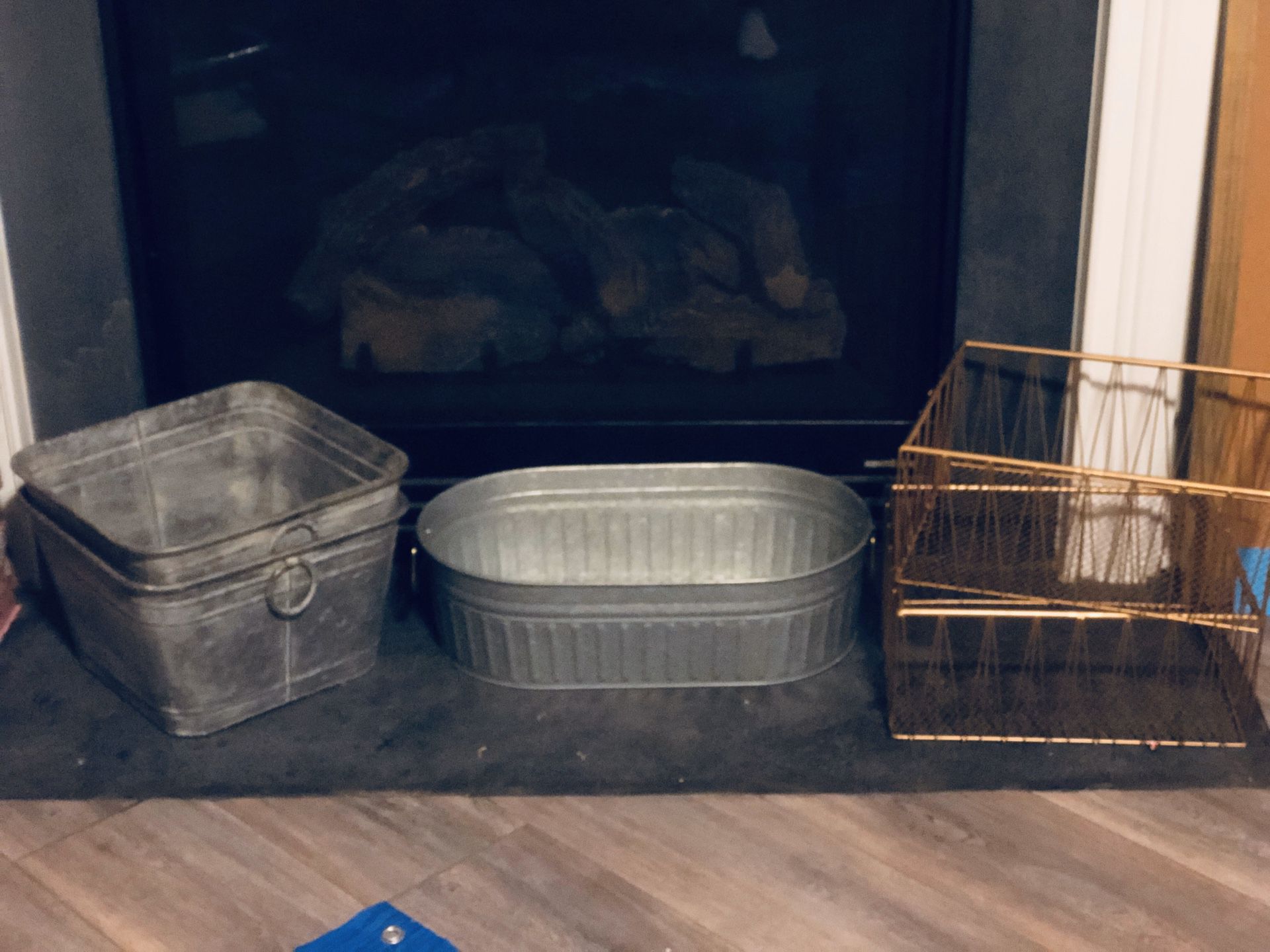 Baskets/Storage Containers