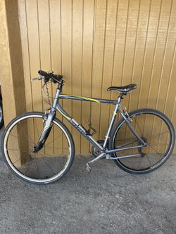 GIANT-FCR-2-Aluminum-carbon Specific-Hybrid-Bike Large for