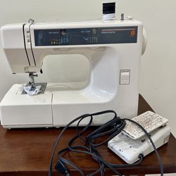 Kenmore 6 Stitch Sewing Machine- Serviced And Working 