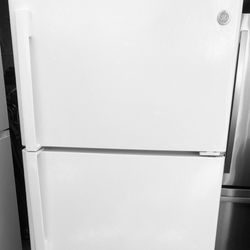 GE Refrigerator 