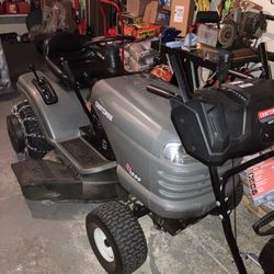 Craftsman Lawn Tractor  (contact info removed)51 Gray 16 Hp 42