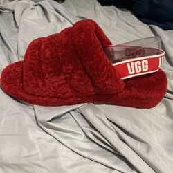 UGG Slides