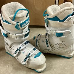 Heated Ski Boots Mondo 26 (USW10)