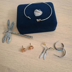Mixed jewelry lot