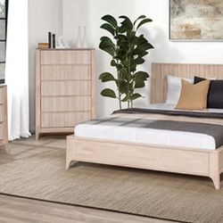 Brand New White Oak 4pc Queen Bedroom Set (Available In Twin & Full Size)