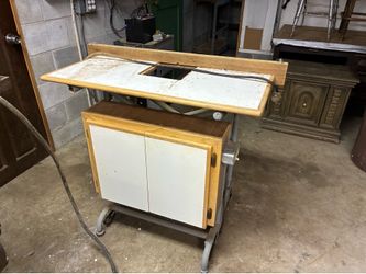 Rolling Workbench Tool table with power