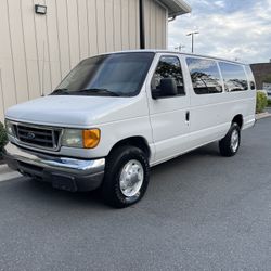 2006 Ford E-350