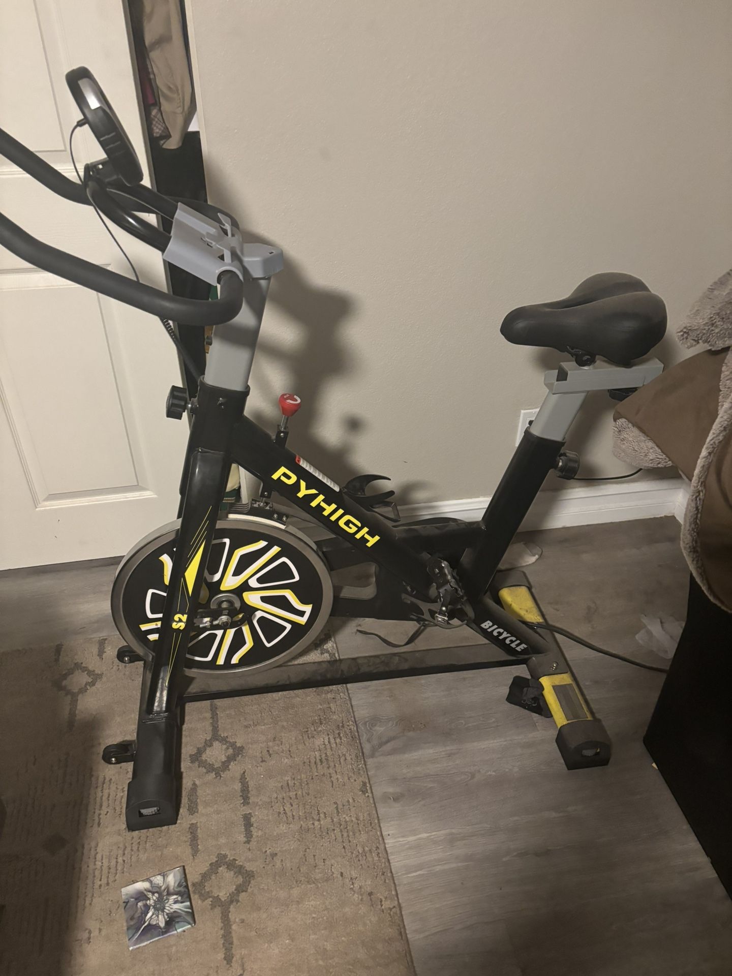 Exercise Bike, Stationary Work Out Bike