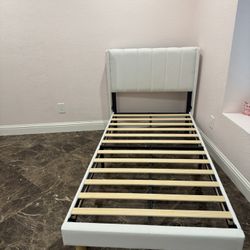 alazyhome Upholstered Platform Twin Size Bed Frame with Headboard Wooden Slats Support No Noise Easy Assembly White Linen