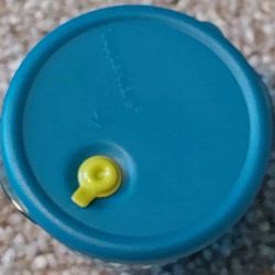 Tupperware NEW in Plastic! Refrigerator Magnet Mini Vent N Serve Indigo Midnight Blue 92483 