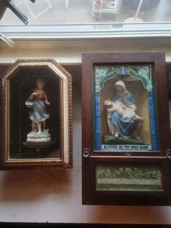 Antique Statues 