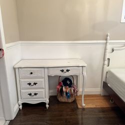 French Provincial Desk 