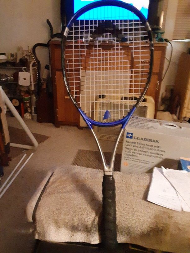 Head MG Carbon 3000 Tennis Racket 