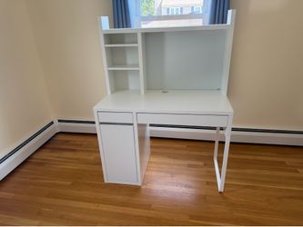 Small Desk (IKEA)