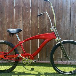 Tracer Custom Mens Beach Cruiser 26 inch. Beautiful Cherry Red.  Rides smooth handles great.