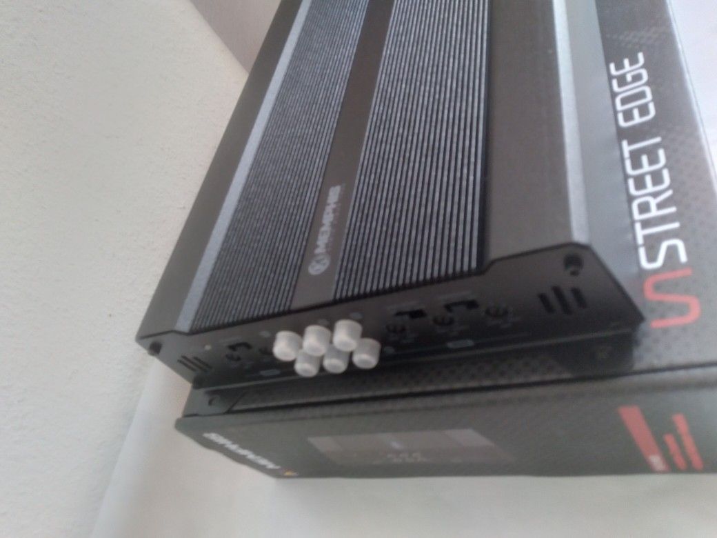 MEMPHIS 1200 WATTS 4 CHANNEL BUILT-IN CROSSOVER CAR AMPLIFIER ( BRAND NEW PRICE IS LOWEST INSTALL NOT AVAILABLE )