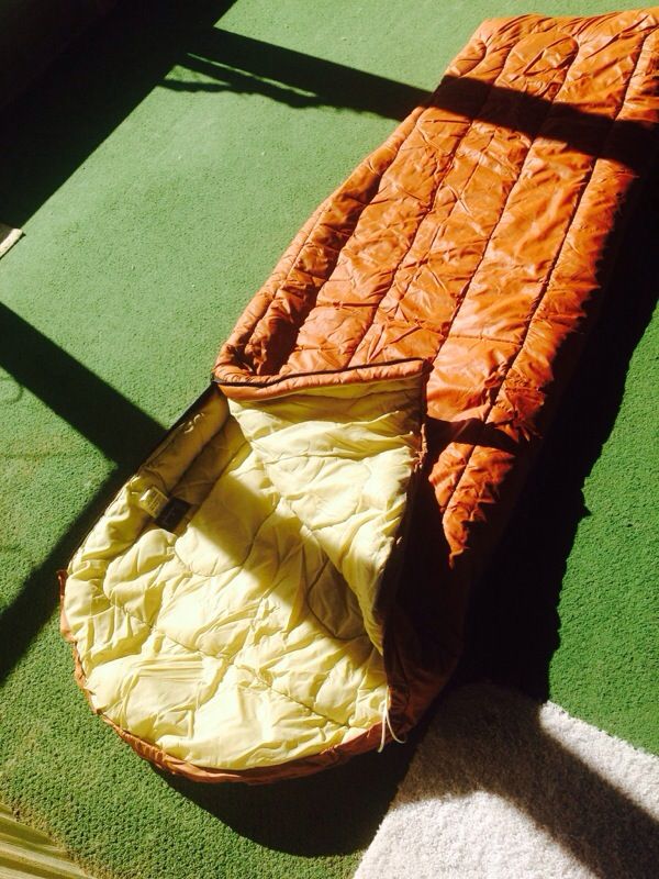 DuPont hollofil ii sleeping bag for Sale in Mesa, AZ OfferUp