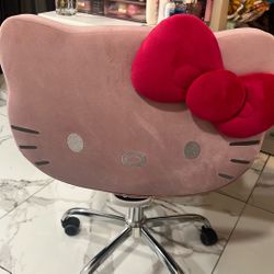 Hello Kitty chair 