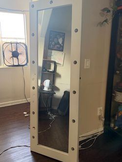 Long mirror