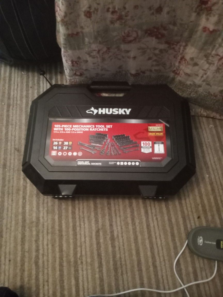 Husky 105 Pcs Mexhamics Tool Set