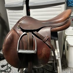 17.5 english saddle