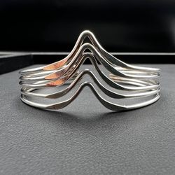 925 sterling silver chevron bracelet total weight is 14.9 grams