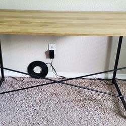  Computer Desk / Table for Sale - $50
‹ image 1 of 4