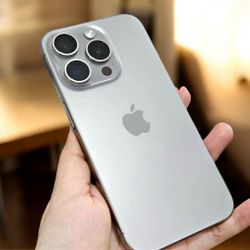 iPhone 15 Pro Max 256GB Unlocked | FlexEmarket Hot Deal