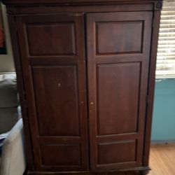 Free Computer Cabinet