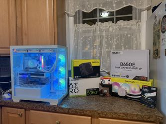 BRAND NEW Custom Gaming PC Bundle + Warranty