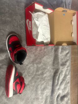 Nike Air Jordan 1 Toddler Sneakers 7C