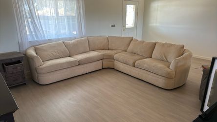 Sectional couch
