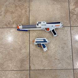 Hasbro Nerf Star Wars Clone Wars Dart Gun Clone Trooper Rifle and Captain Rex Blaster
