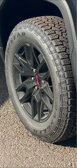 GMC Wheels and Tires Stock Like NEW