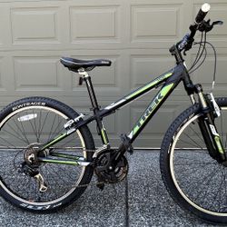 Trek 3500 Mountain Bike, 13" ( 33cm ) 
